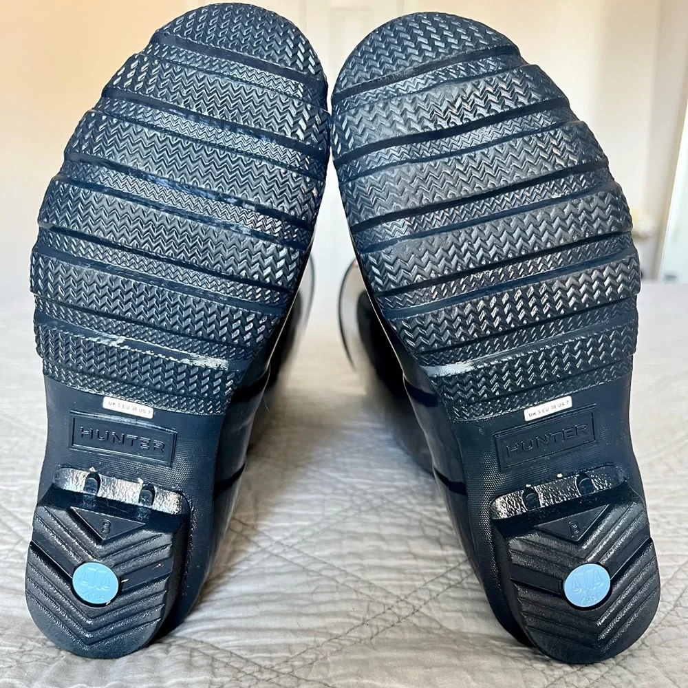Navy Tall Original Hunter Boots - Sz 7 - Picture 3 of 3